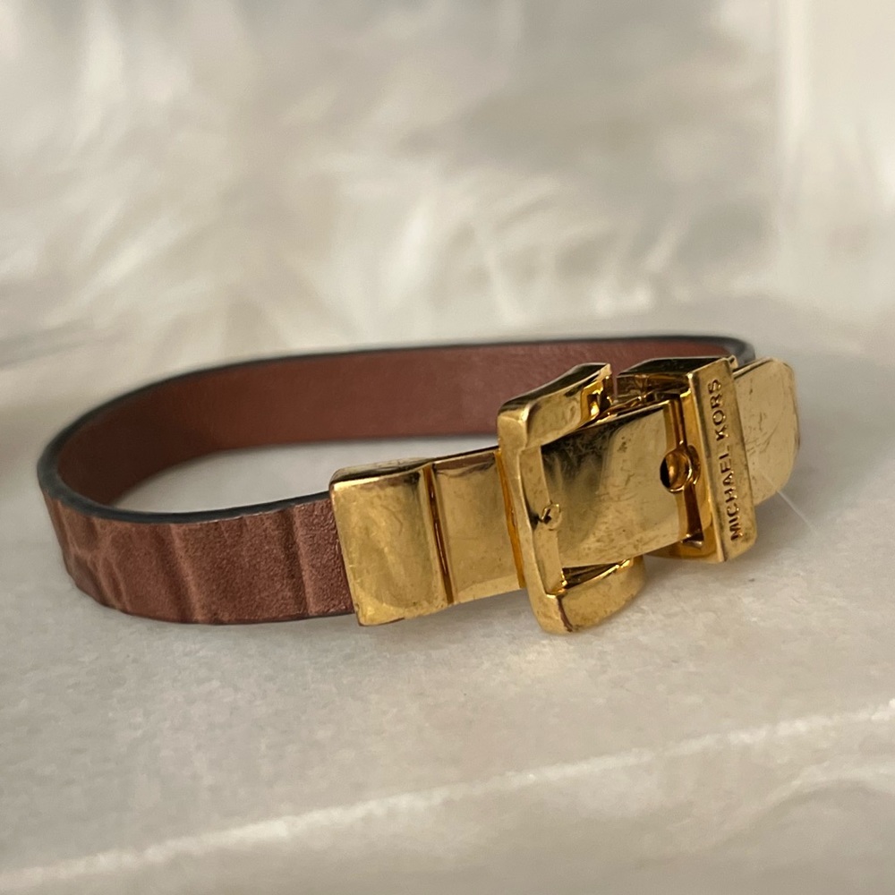 ✔Michael Kors Leather Belt Bracelet - Picture 9 of 9